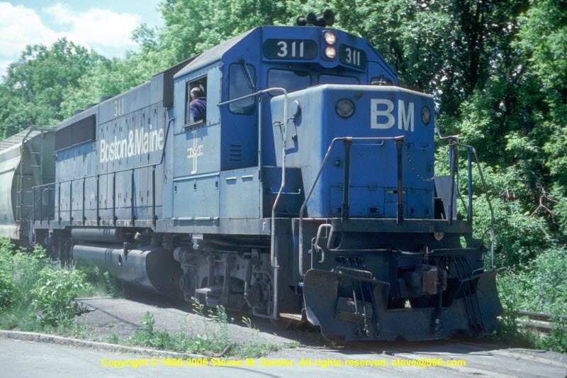 BM`311[GP38-2]`^FS`Albany,NY`19880606`{70000115}