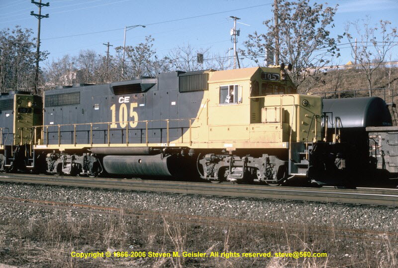 CE`105[GP38-2]`^FS`Rochester,PA`19950129`{94600011}