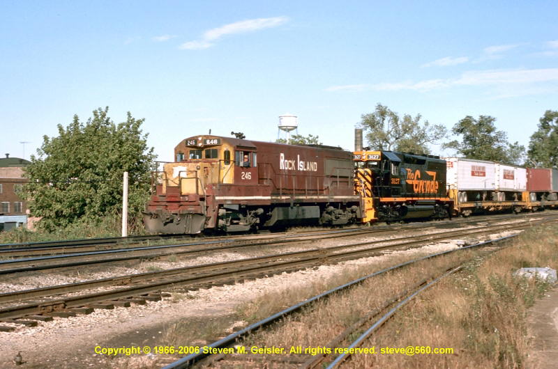 CRIP`246[U25B]`& others`Joliet,IL`19740900`{11000298}